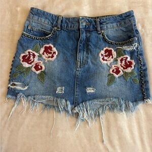 Free People Women’s Size 27 Denim Mini Skirt Embroidered Studded Frayed Floral